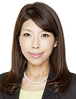 村井　絵里奈氏