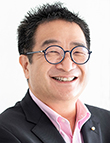 ひきた　よしあき氏
